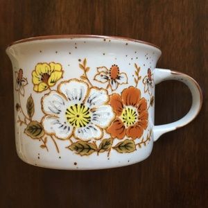 Vintage Floral Speckled Mug